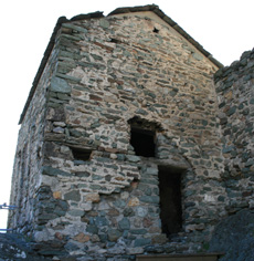 Chapelle du ch�teau de Cly, photo personnelle